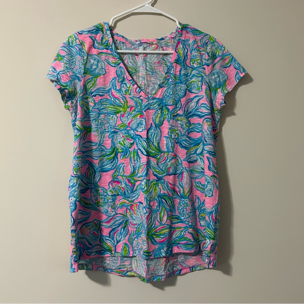 Lilly Pulitzer Etta V-Neck Short Sleeve Top